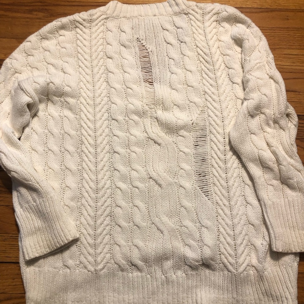 Express Sweater - Picture 2 of 5